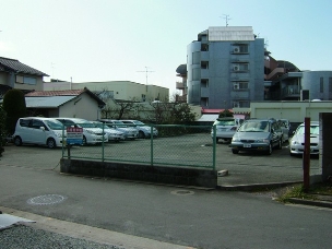 横関駐車場